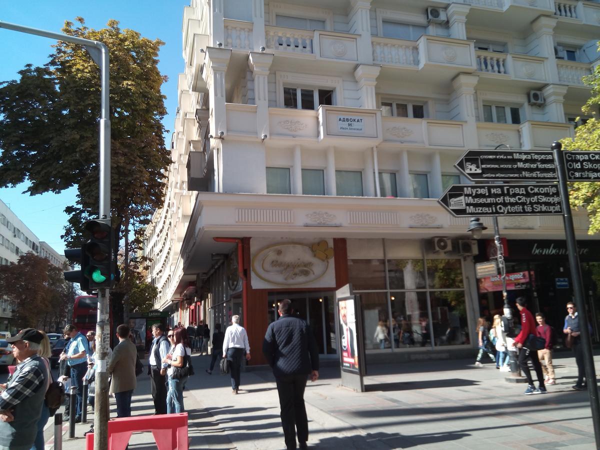 The Most Central Skopje Apartment ภายนอก รูปภาพ
